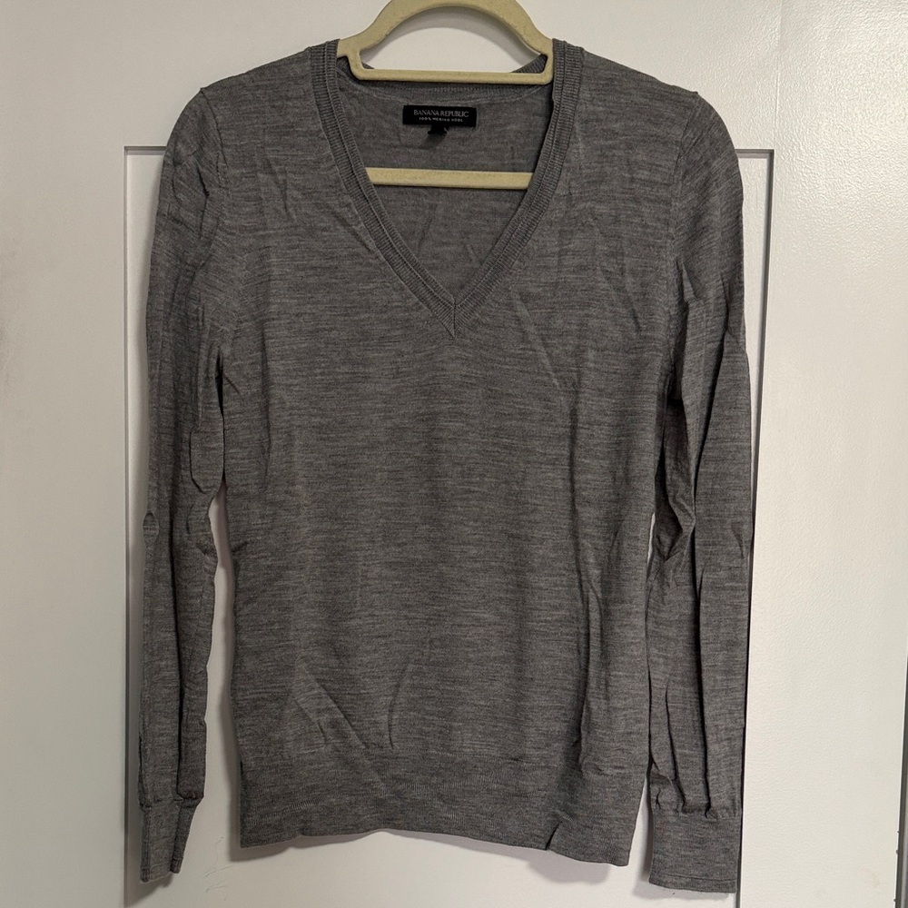 Banana Republic Wool V-Neck Sweater